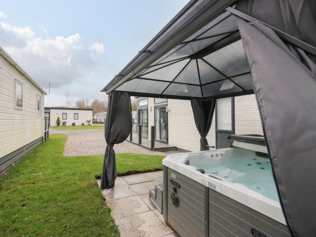Vila Yealand 36 Carnforth Exteriér fotografie